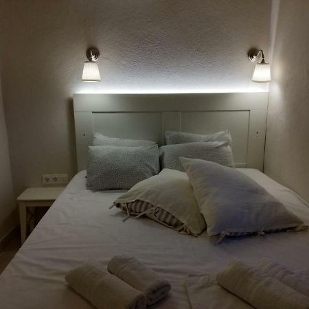 Isabel Artemis Apartment โคเรฟตอน ภายนอก รูปภาพ