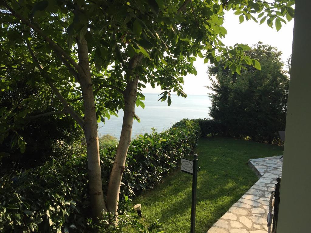 Isabel Artemis Apartment โคเรฟตอน ภายนอก รูปภาพ