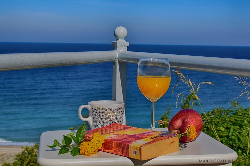 Isabel Artemis Apartment โคเรฟตอน ภายนอก รูปภาพ
