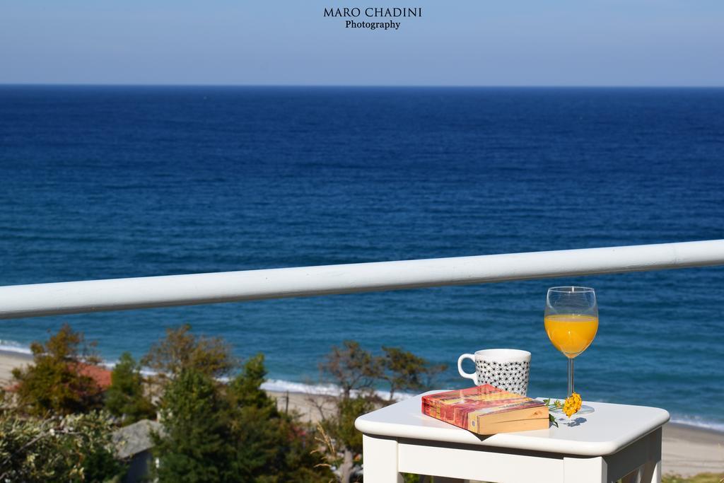 Isabel Artemis Apartment โคเรฟตอน ภายนอก รูปภาพ